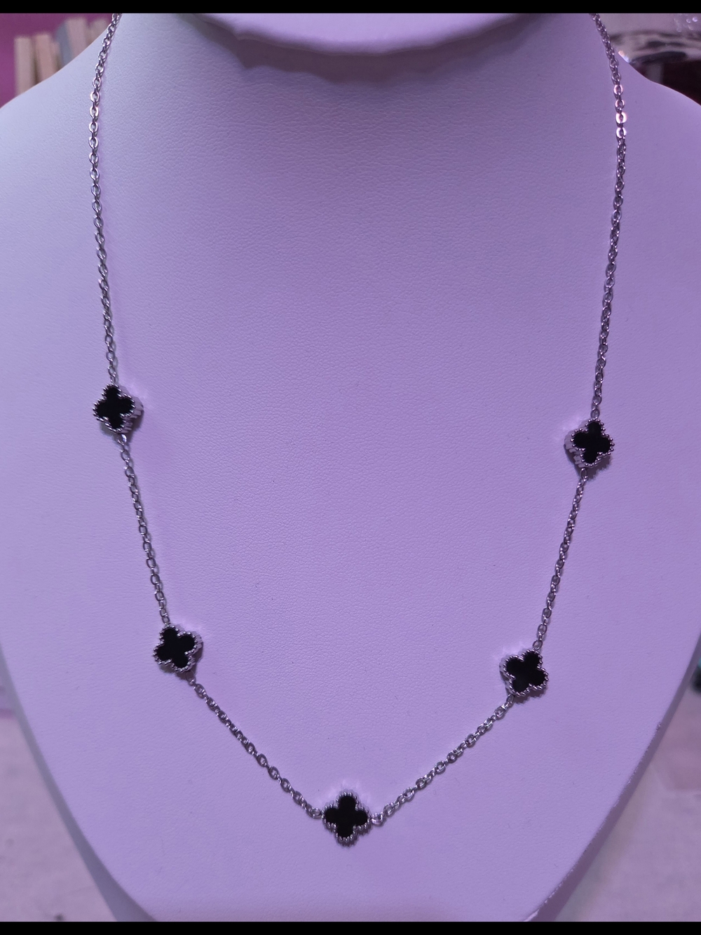 17" Silver Stainless Necklace with Black Clover Motifs